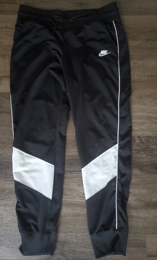 NIKE women's large joggers